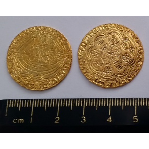 ONLY 12 OF THESE LEFT ! No 389 Henry V Gold Half N Image